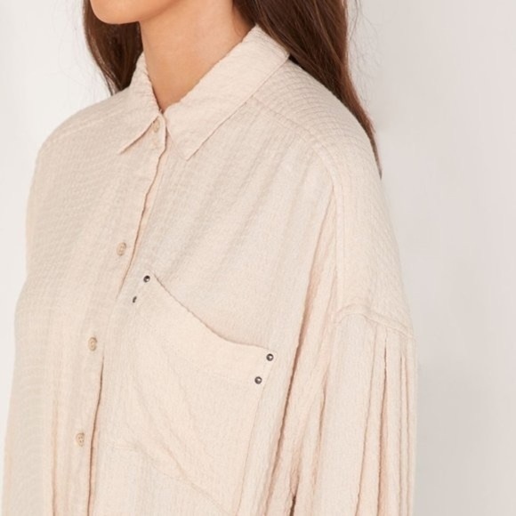 We The Free Solid Hidden Valley Buttondown - Picture 3 of 9